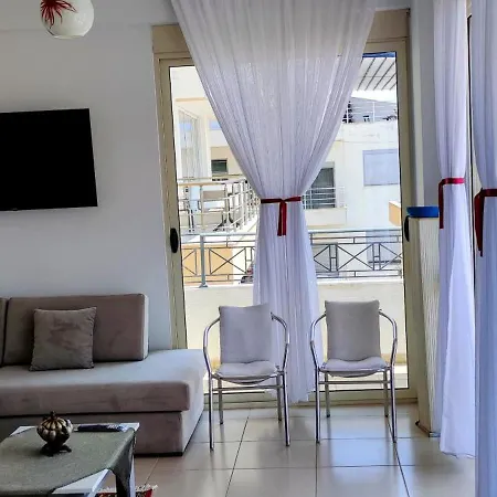 Pilot Apartment *