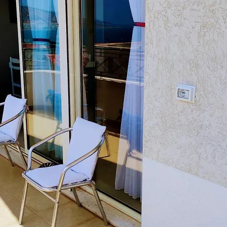 Pilot Apartment